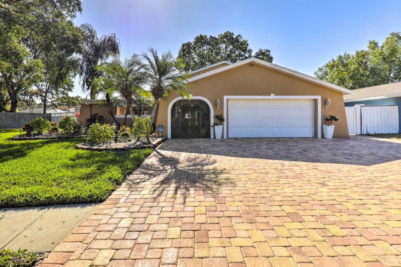 Cozy Home In Heart Of Tampa With Lanai And Pool! Екстериор снимка